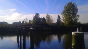 lege meerpalen westeinde haven meppel