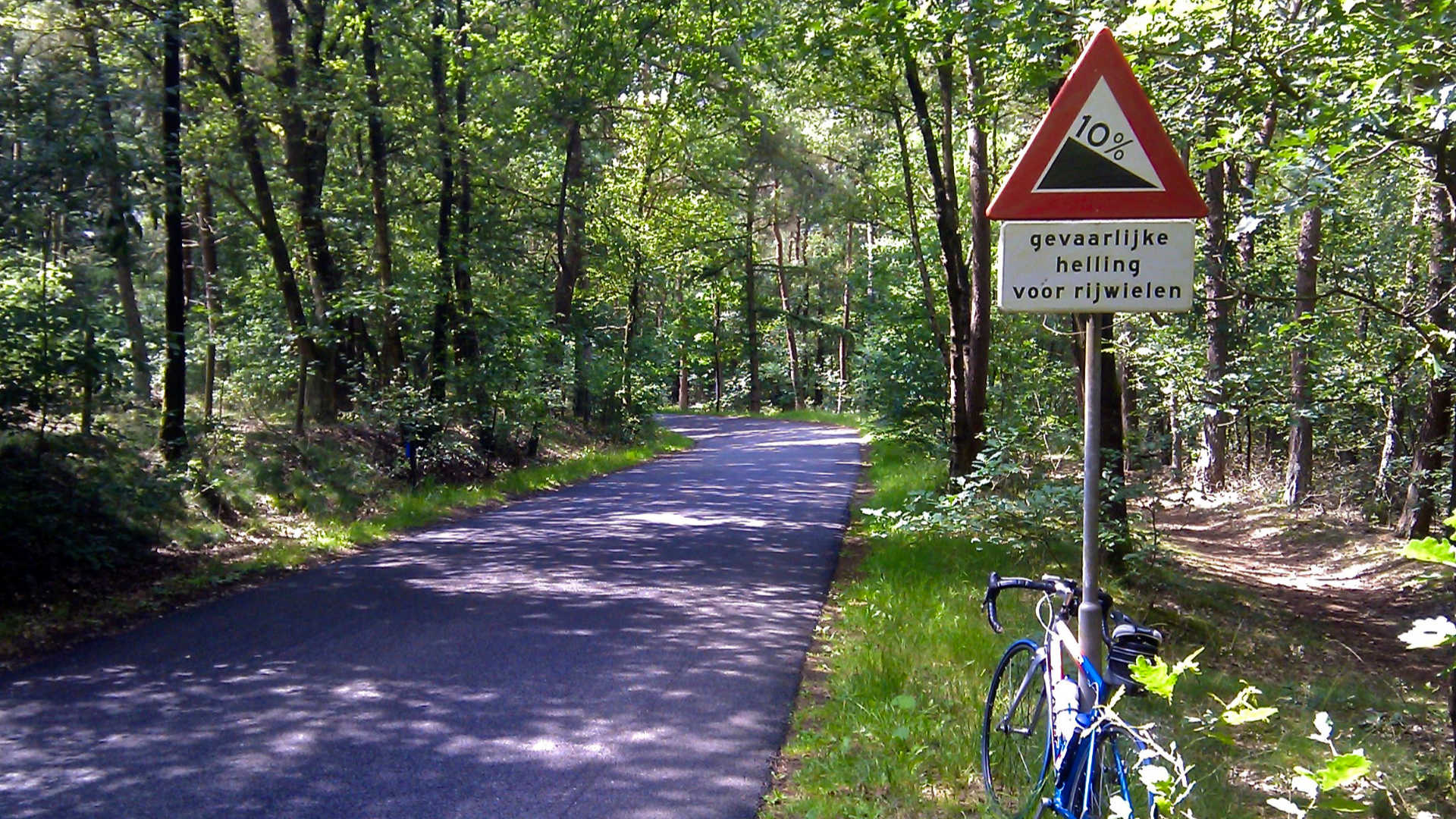 gevaarlijke helling motieweg