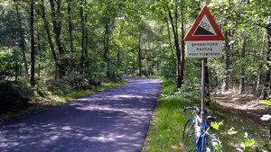 gevaarlijke helling motieweg