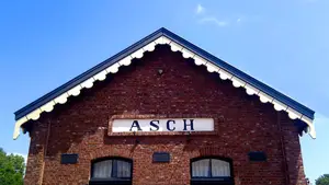 ontspoord dak station as asch