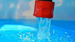 water en vuur tuinslang waterstraal zwembad