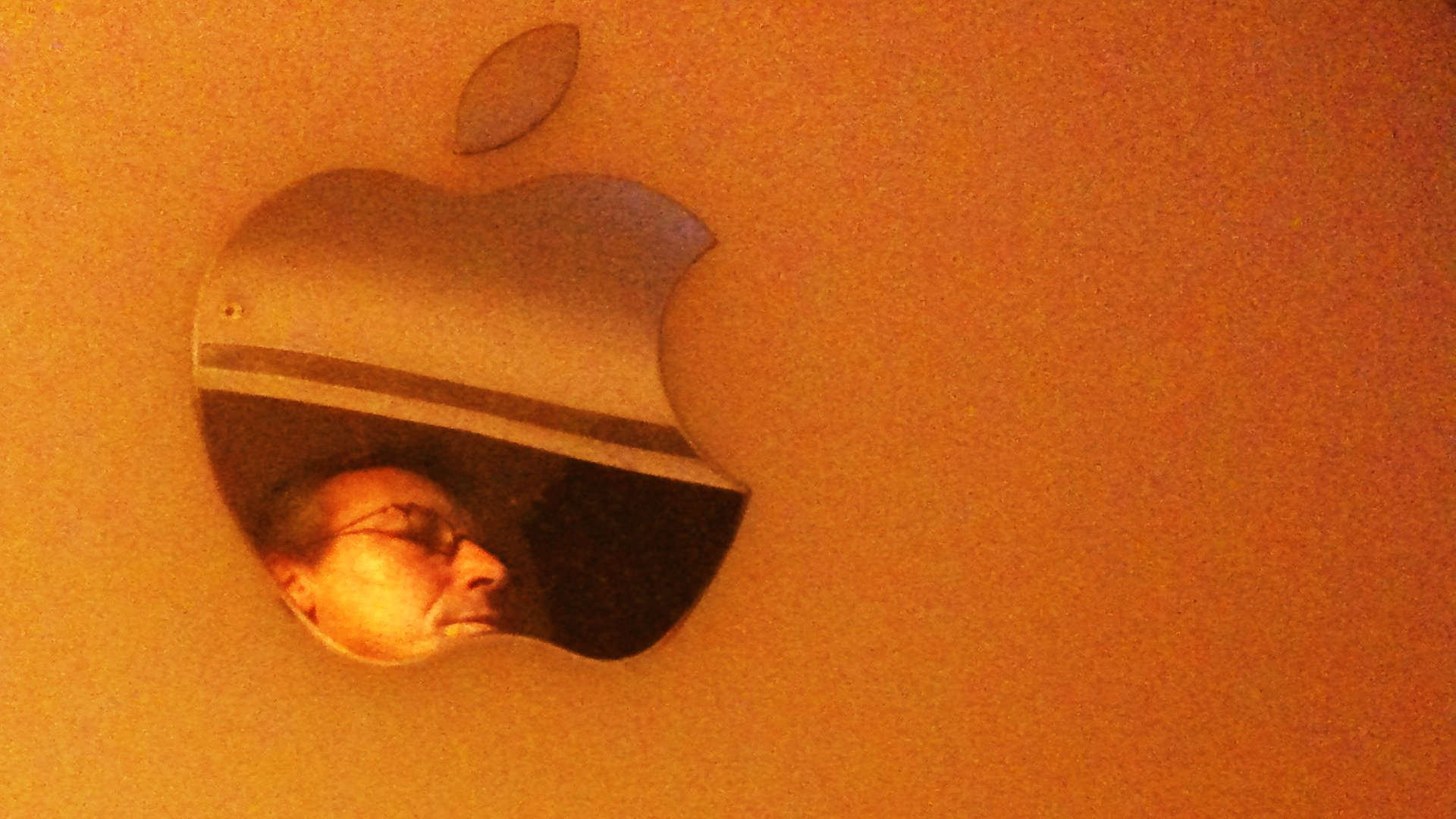 mac at work hoofd robert apple logo