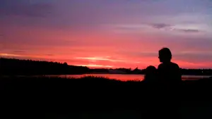 lichtdonatie zonsondergang silhouet