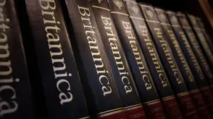 Brittanica slaat terug naar Wikipedia