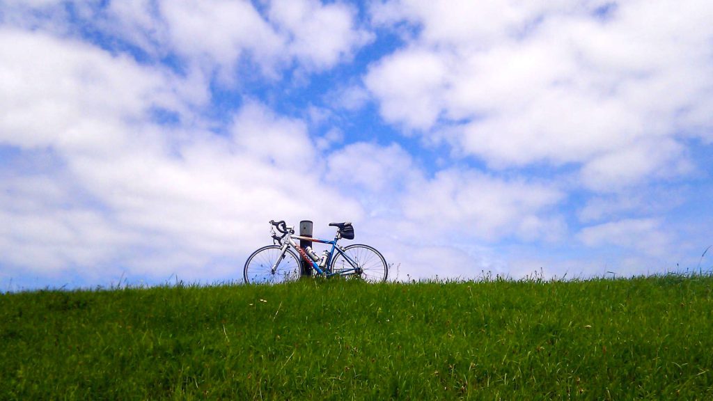 Fiets op de dijk